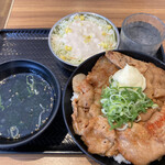 カルビ丼とスン豆腐専門店 韓丼 - 料理写真: