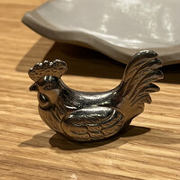 地葉はなれ - 箸置き