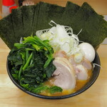 ラーメン 三亀 - 特三亀ラーメン1000円＋白髪ネギ200円