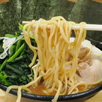 ラーメン 三亀 - 麺リフト