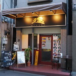 ラーメン 三亀 - お店