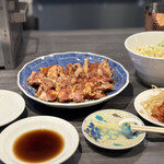 Yakiniku Heddo - 