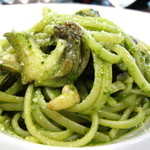 オステリア チロ - バイ貝のリングイネ ジェノヴェーゼ