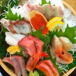 Hamayaki Kaisen Izakaya Daishousuisan - 水産大漁刺身定食