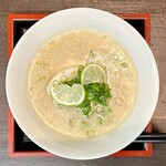 豚白湯創作麺処 友池 - 