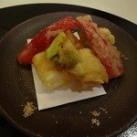 きんとき - 揚　：　芝海老真丈、とうもろこし湯葉包み、空豆、時鮭真丈、赤ピーマン