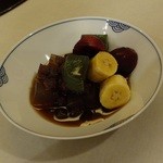 きんとき - 「紅茶寒天あんみつバナナダークチェリーよもぎ麩」