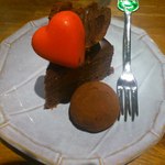 ブランブリュン - 切り分けたケーキその②