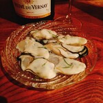 立飲・ビストロシン サンテ - 生牡蠣