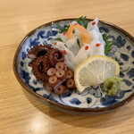 かもめ食堂 - マダコの刺し身