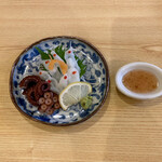 かもめ食堂 - マダコの刺し身