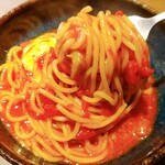 dompinokio - モッツァレラチーズとトマトのパスタ 麺リフト！