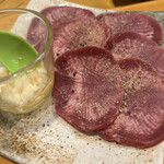 Horumon Yakiniku Ishidai - 