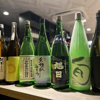 每个月都不同♪汇集了女性也容易喝的美味日本酒○