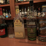 サンルーカルバー - オルデスローエキュンメル
                                シャルトリューズ・ヴェール
                                シュペヒトパンプルムーゼ
                                フレッシュライムジュース
                                ペパーミントジェット27