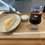 森西珈琲+ - 料理写真:アイスコーヒーとモーニング