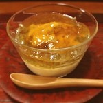 仁行 - 雲丹と蓴菜の胡麻豆腐