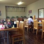 麺屋 ようすけ - 広々店内♪