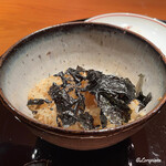 らん亭～ 美日庵 - 会津地鶏と立川牛蒡の炊込みごはんに海苔を散らして