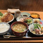 田吾作 - きたー　　どーん！　汁椀が大きいのでもっと迫力があります。これで¥900