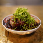 さんま黒焦げ食堂 - 鮪 紅油汁