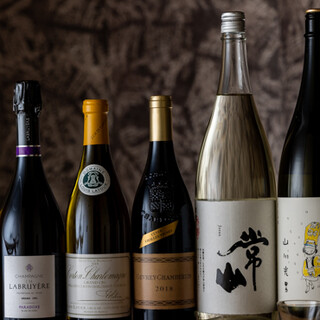 その道のプロが選び抜いた、主役の料理に相応しい名脇役な一杯