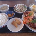 台湾料理　全家福 - 鶏肉の甘酢あんかけ定食