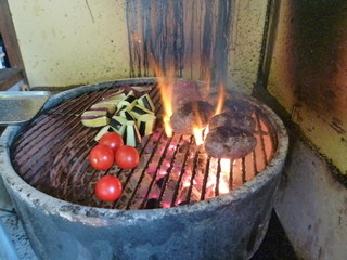 Sukurogane - 炭火でバーベキューの様に豪快に焼きます♪
