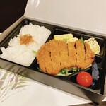 日本酒居酒屋 心々 - 豚カツ弁当（テイクアウト）