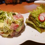 酒工房 架昇 - 本マグロとアボカドのわさびマヨ和え