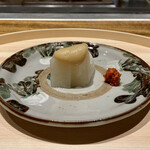 温石 - 聖護院大根のふろふき
                                添えているのは柚子辛子