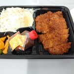 串かつ DAN家R - ロースカツ弁当800円✨ご飯はセパレート。からしのパウチやカットレモンも嬉しいです。