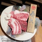 牛とろ焼きしゃぶ専門店 十二松六左衛門 - 