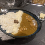 Spicy Curry すぎもん - スパイシーチキンカレー チョッタ・チーズ、バター