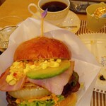 カフェ チコチコ - チコチコバーガー　森のホットコーヒーセット