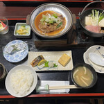 氷見港直送 海鮮民宿 女岩荘 - 