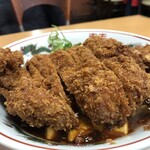 甲子園一貫樓 - でっかいチキンカツがのってます！