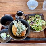 Torakichi - ミニサラダ、ミニ天丼