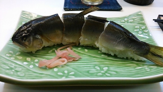 すしゆ 鮨 尚充 × uncrave WHITE】 SUSHI スウェット（uncrave WHITE