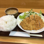 定食屋　イワイ - 