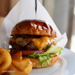 Ralph's Burger Restaurant - 