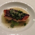 横浜うかい亭 - イサキのポワレ