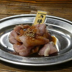 トリ屋のトリはキチンとチキン 南船場店 - はらみ