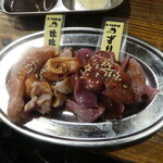 トリ屋のトリはキチンとチキン 南船場店 - ずり・せせり