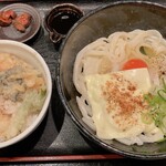 本格さぬきうどん やしま - チーズ釜玉バターうどん、ミニ天丼