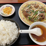 中華料理 王道楼 - 料理写真:レバニラ定食
