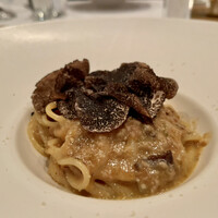 サーラ アマービレ - スパゲッティ 金華豚のミートソース トリュフ添え