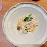 イル ギオットーネ ディ ピュー - リングイネ　ズワイガニ菜の花京野菜