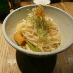 カレーつけ麺の麺です。ゆず麺です。