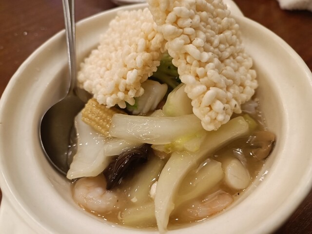 金龍飯店大通り店>